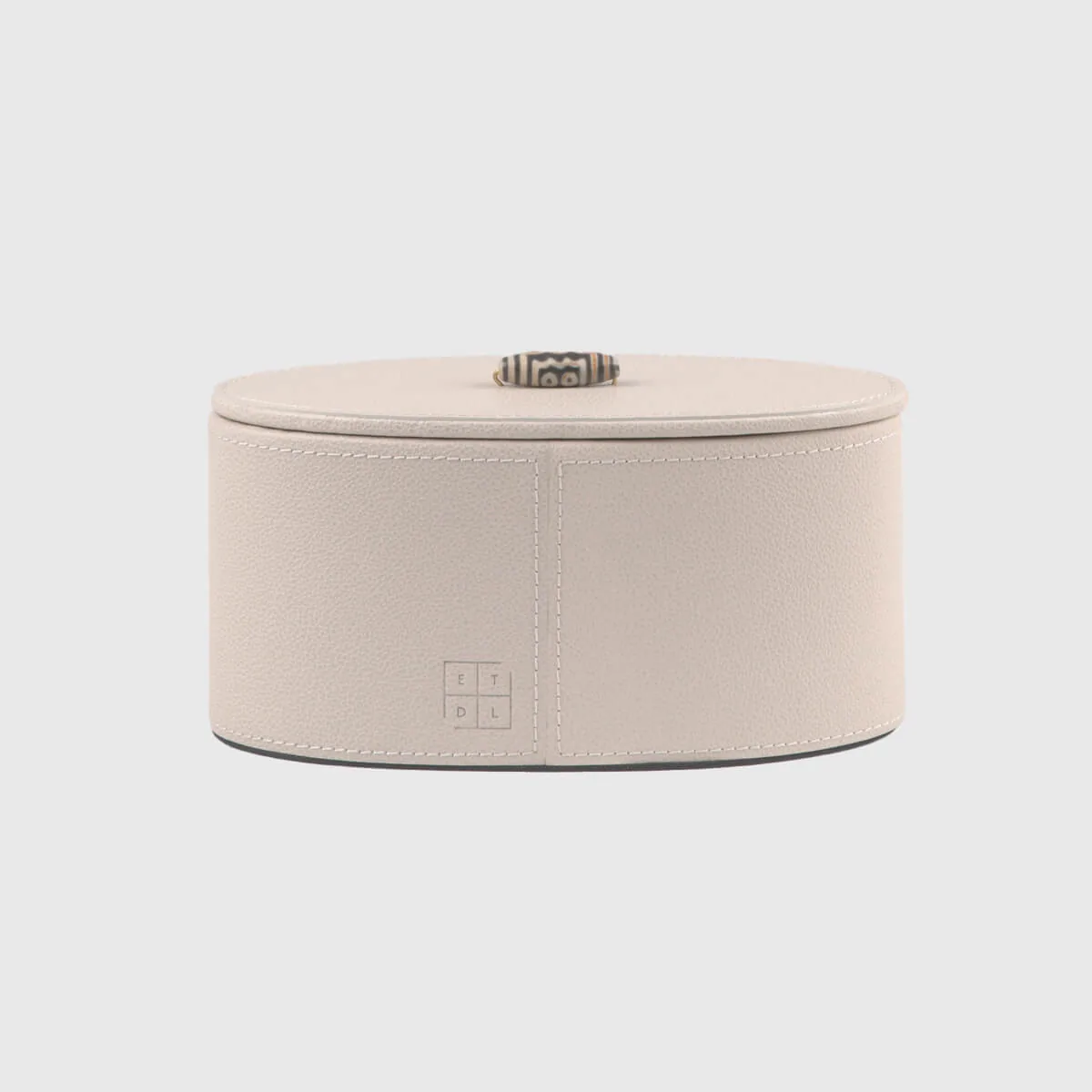 Agate Oval Leather Box Small, Pumice Leather finish