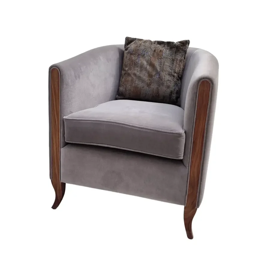 Beekman Chair — We now offer the Beekman Chair, a distinctive style that emphasizes the opulent and aristocratic look.