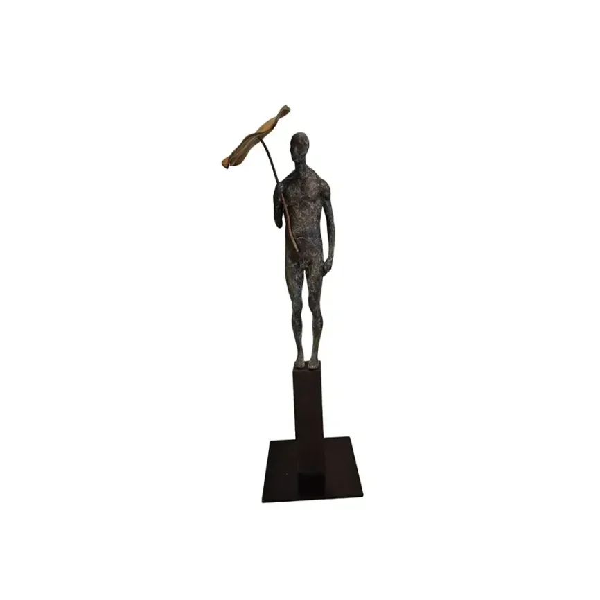 Bronze Figure Shelter, 20×20×77 cm