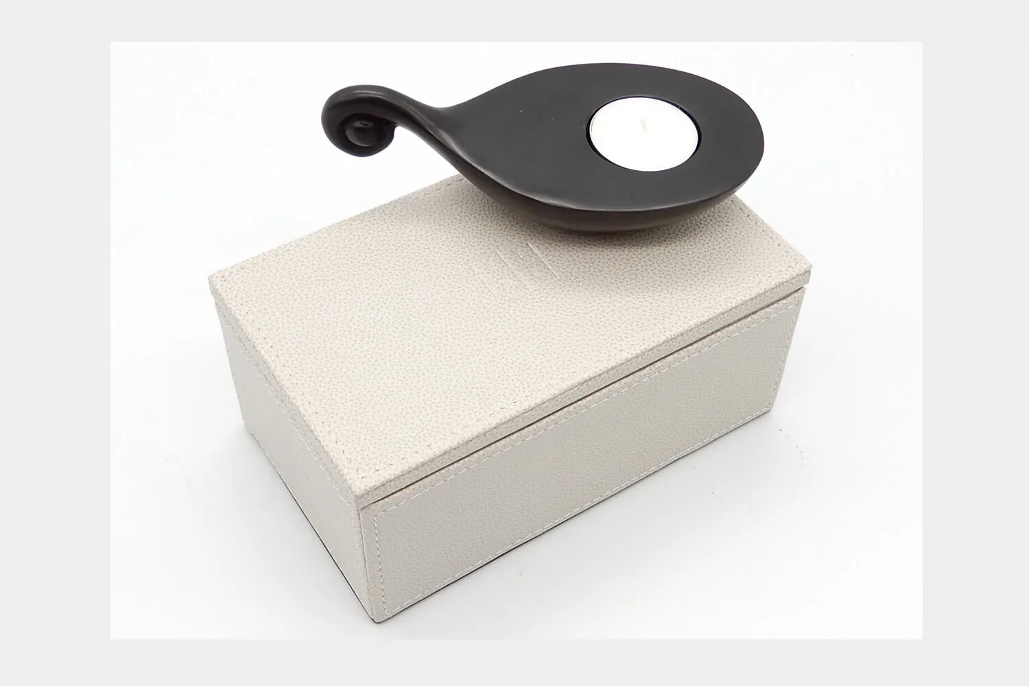 Bronze Votive With Presentation Box, Bronze Nera finish