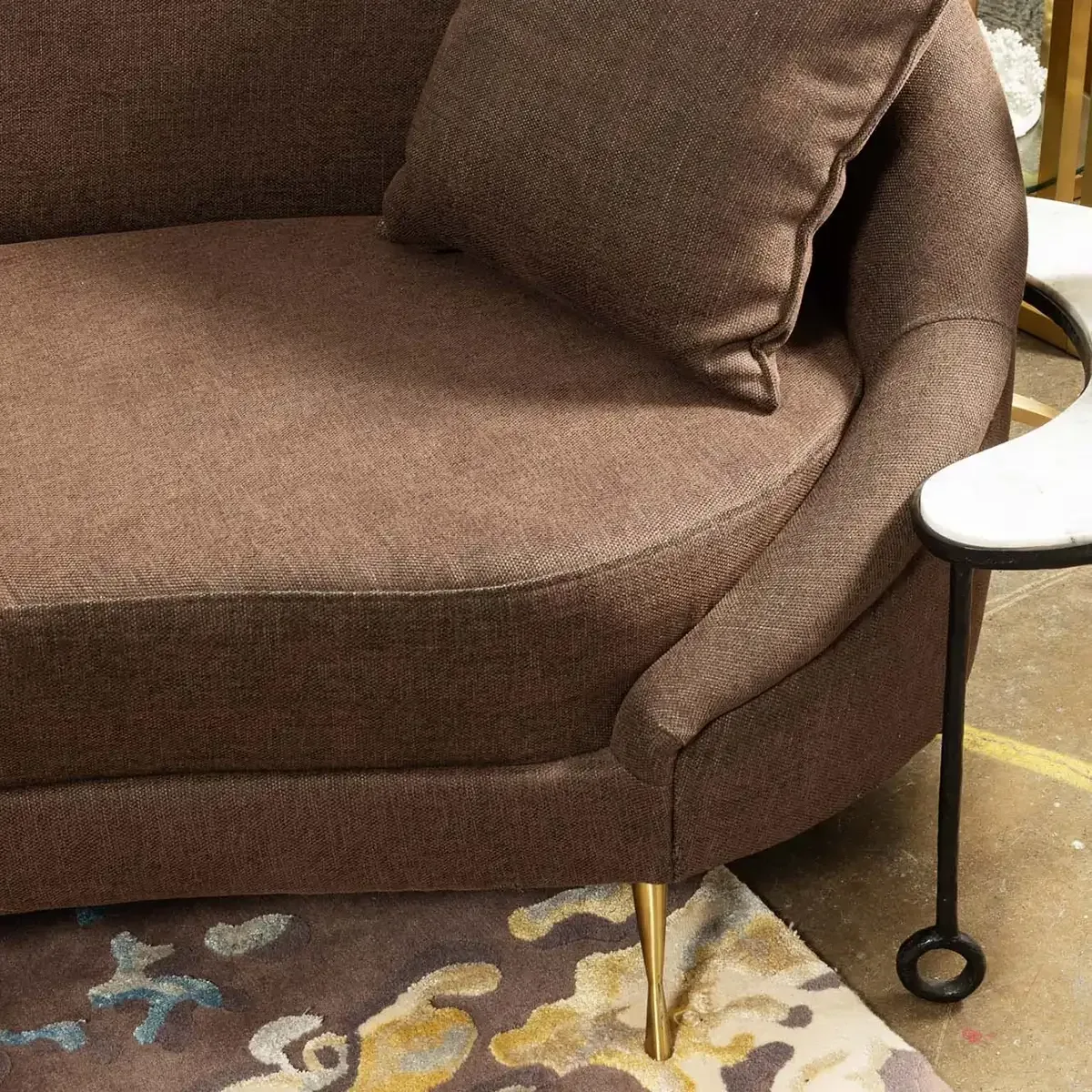 Como Sofa — Tailored to enhance the grandeur of any sitting room, its versatile style seamlessly integrates into a myriad…