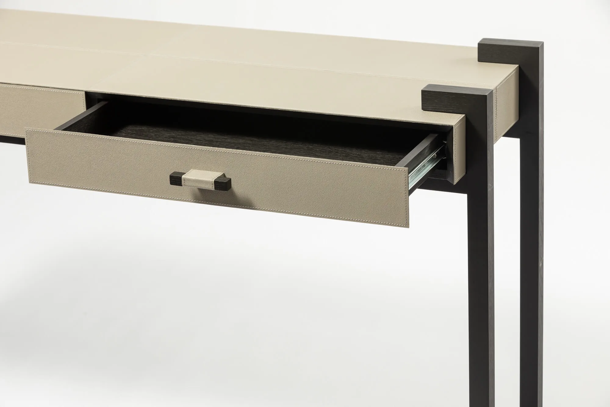 Linea Nera Console French Grey Leather — console