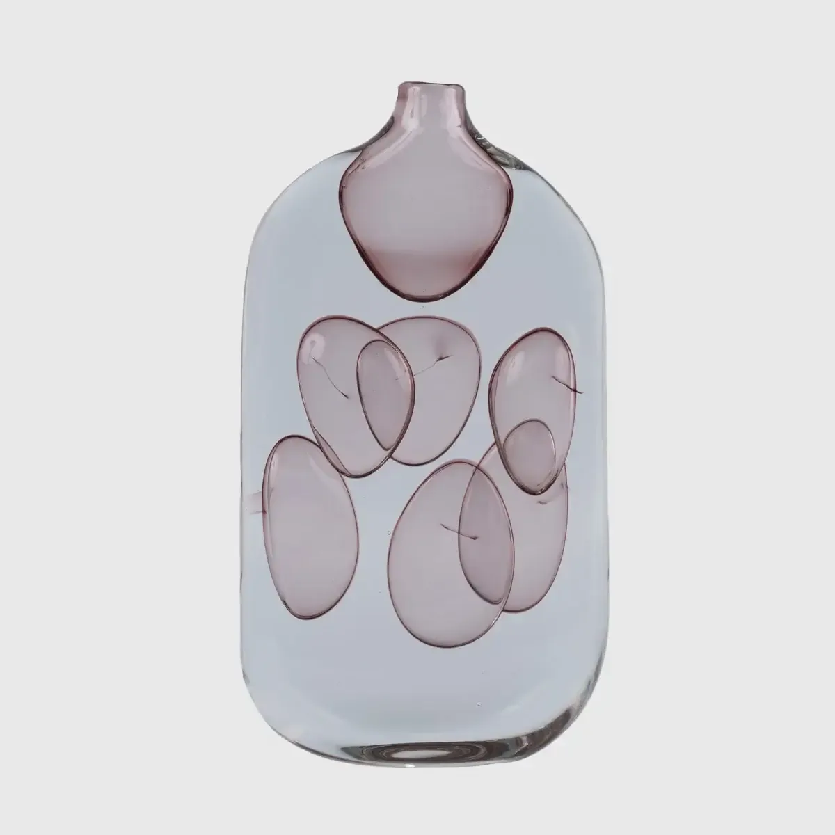 Studio Art Glass MAY32159 — This exquisite decorative glass piece features a unique, sculptural form, expertly handcrafted…