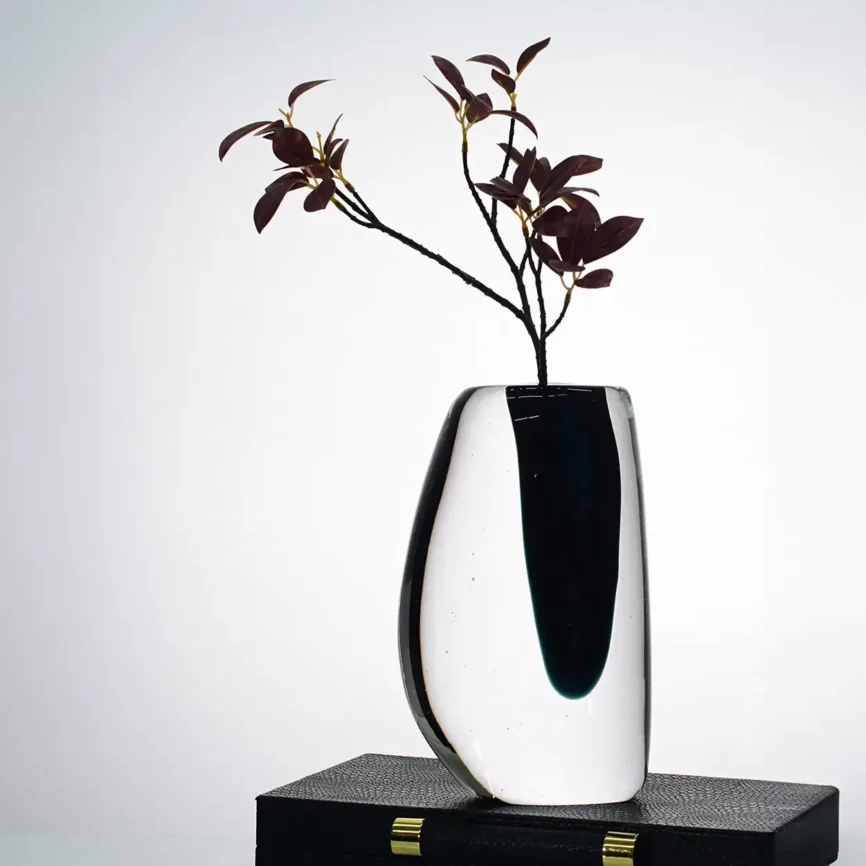 Studio art glass MAY02BL042 — studio art glass
