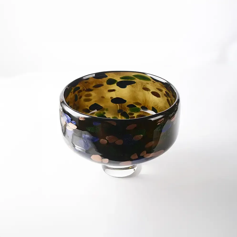 Studio art glass MAY35007 — Made with high-quality, artisanal glass, this piece features a refined design that reflects…