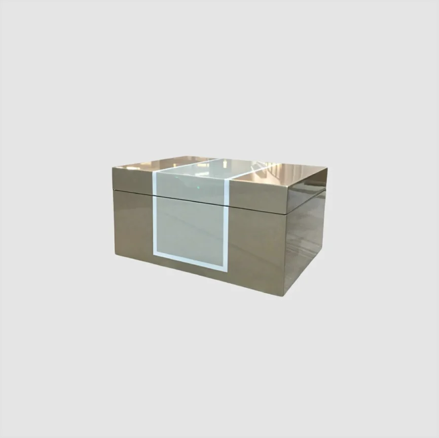 Two Tone Box Lacquer Small — decorative boxe